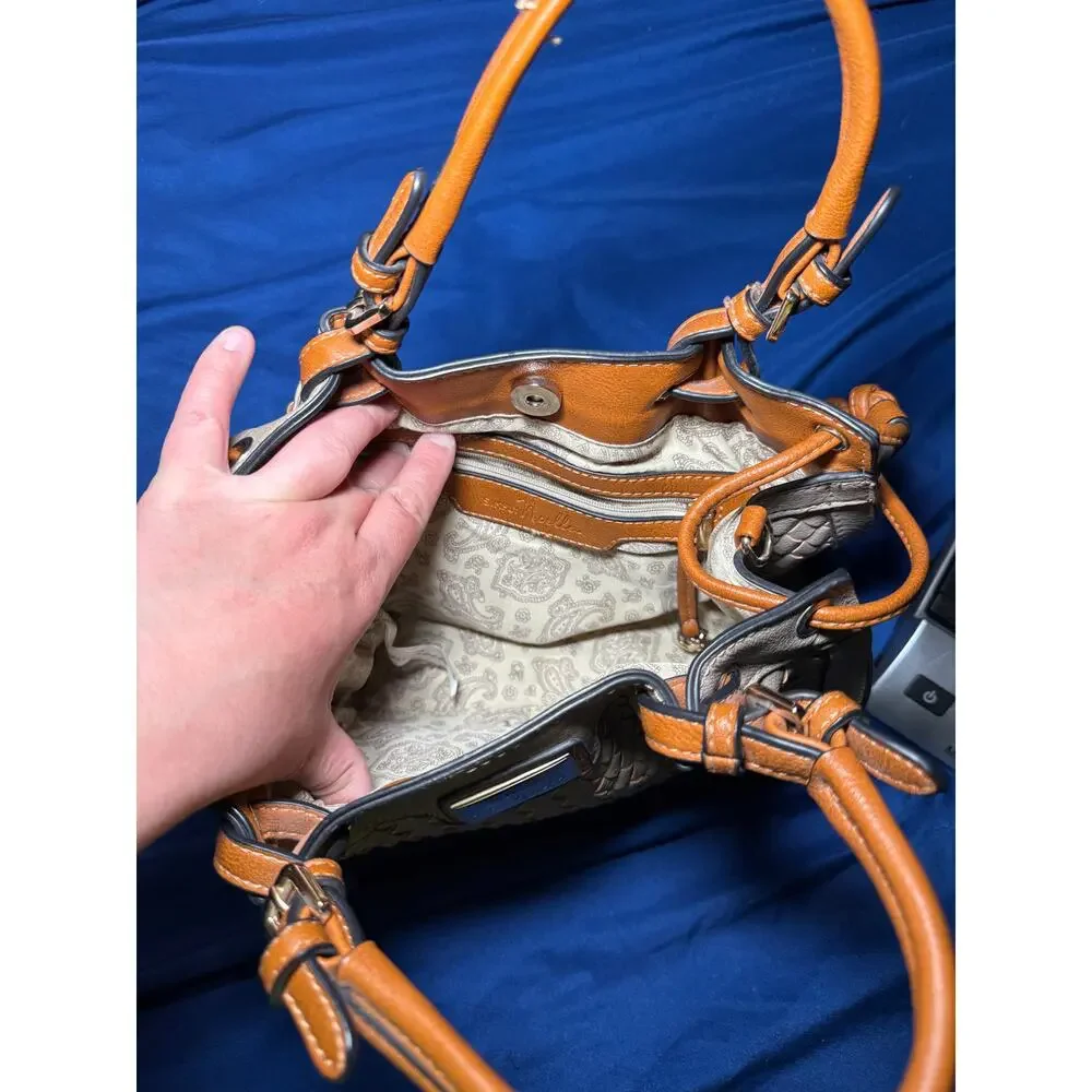Simply Noelle snap tan hobo bag purse quiet luxury clean girl preppy minimalist‎